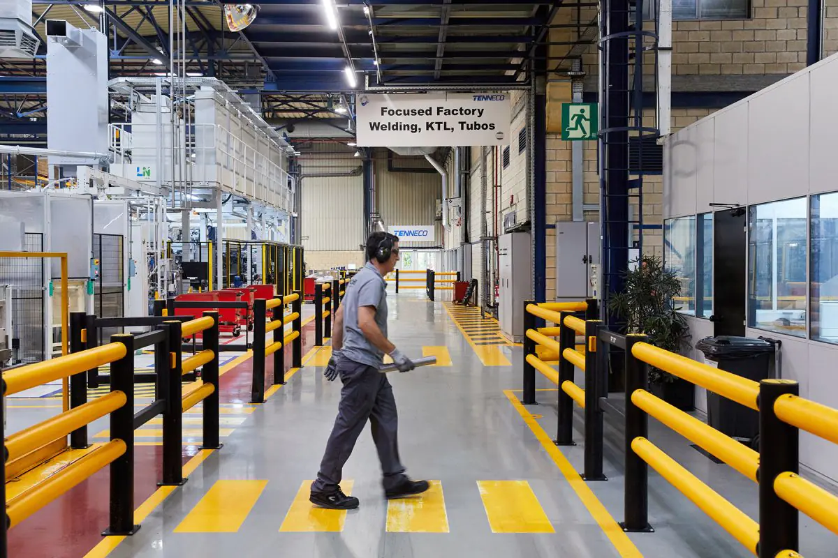 2309 SARIKI TENNECO_061b.jpg