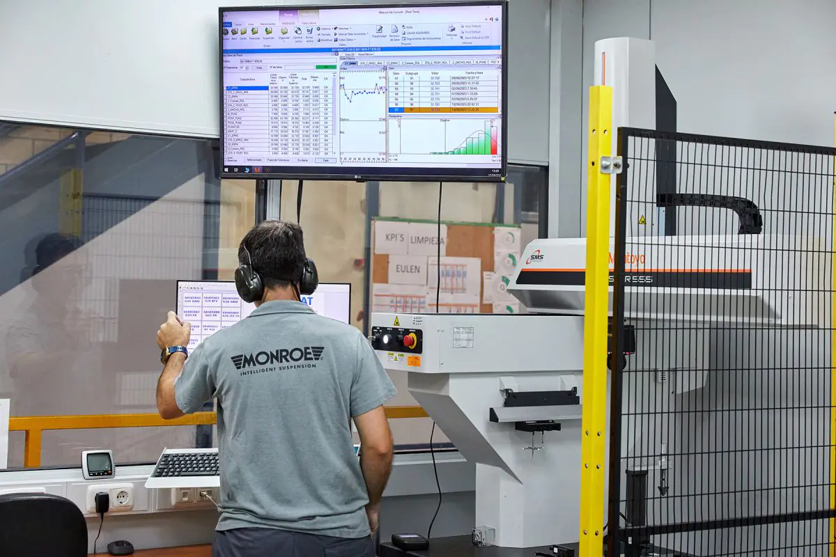 2309 SARIKI TENNECO_075b.jpg